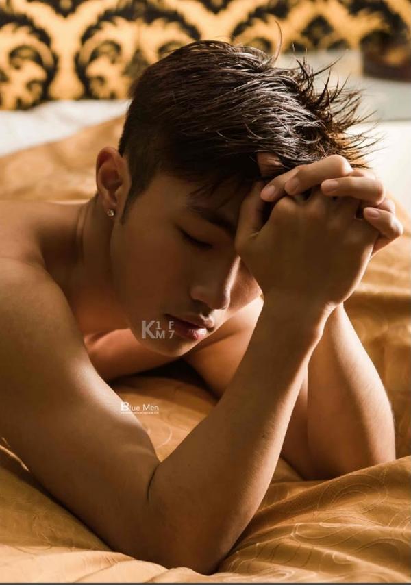 Whoseman-8-花漾文青男孩-許禾